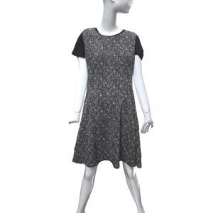 DKNY Fit and Flair Jumper Dress Black and White Poly/Rayon  Cool Weather Size 14